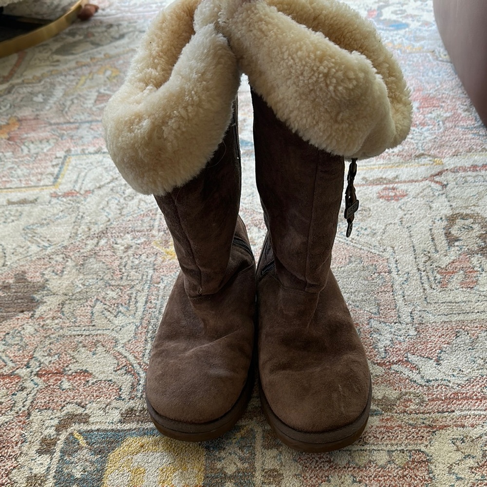Women's UGG Brown Shearling Boots